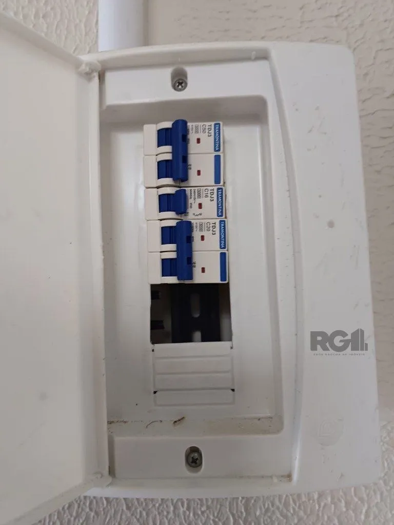 Imagem Sala reformada e desocupada!