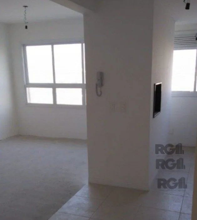 Imagem Apartamento com 75m² privativos, 3 dormitórios sendo 1 suíte, living dois ambientes, imóvel arejado e iluminado.