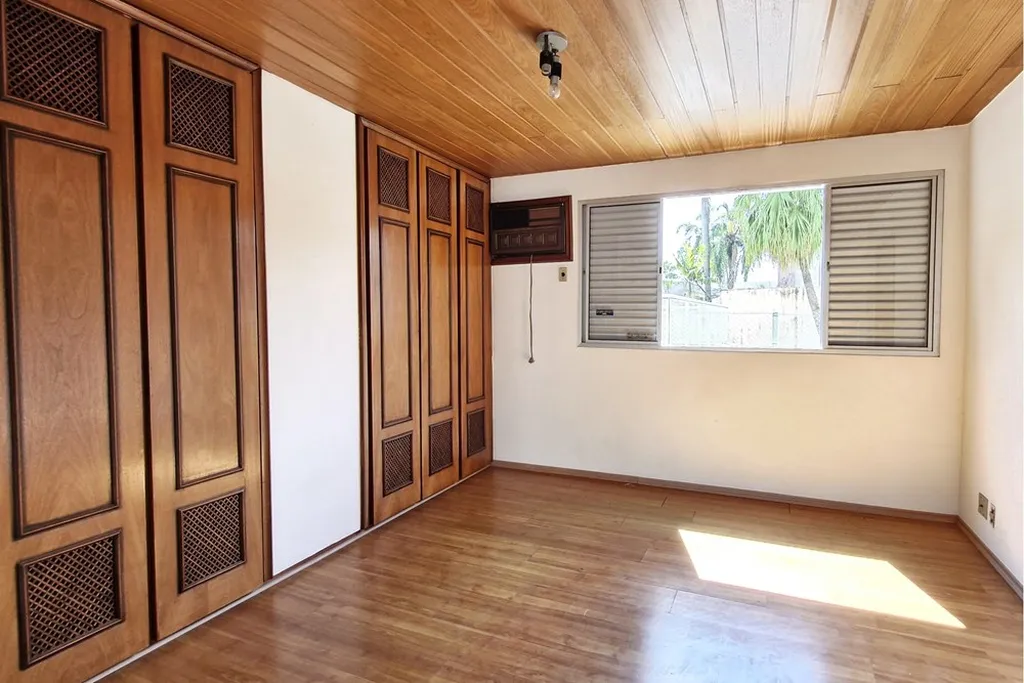 Imagem Casa à venda em São Paulo, Santo Amaro, com 5 quartos, 570.21m2