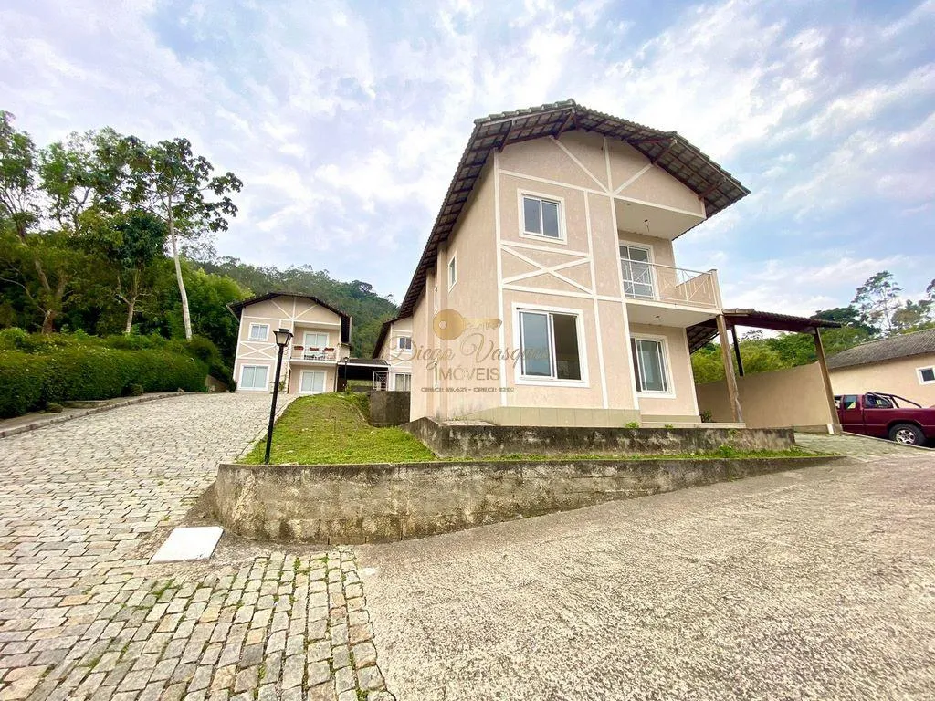Imagem Casa em Condomínio para Venda em Teresópolis / RJ no bairro Vargem Grande