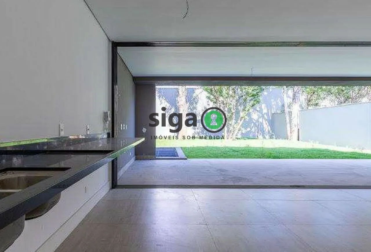 Imagem Casa de condomínio a venda na Granja Julieta com 4 quartos