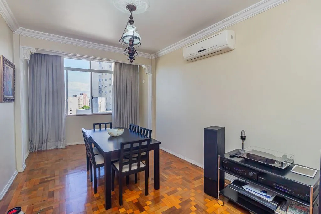 Imagem Apartamento 3 dorms à venda Rua Augusto Pestana, Santana - Porto Alegre