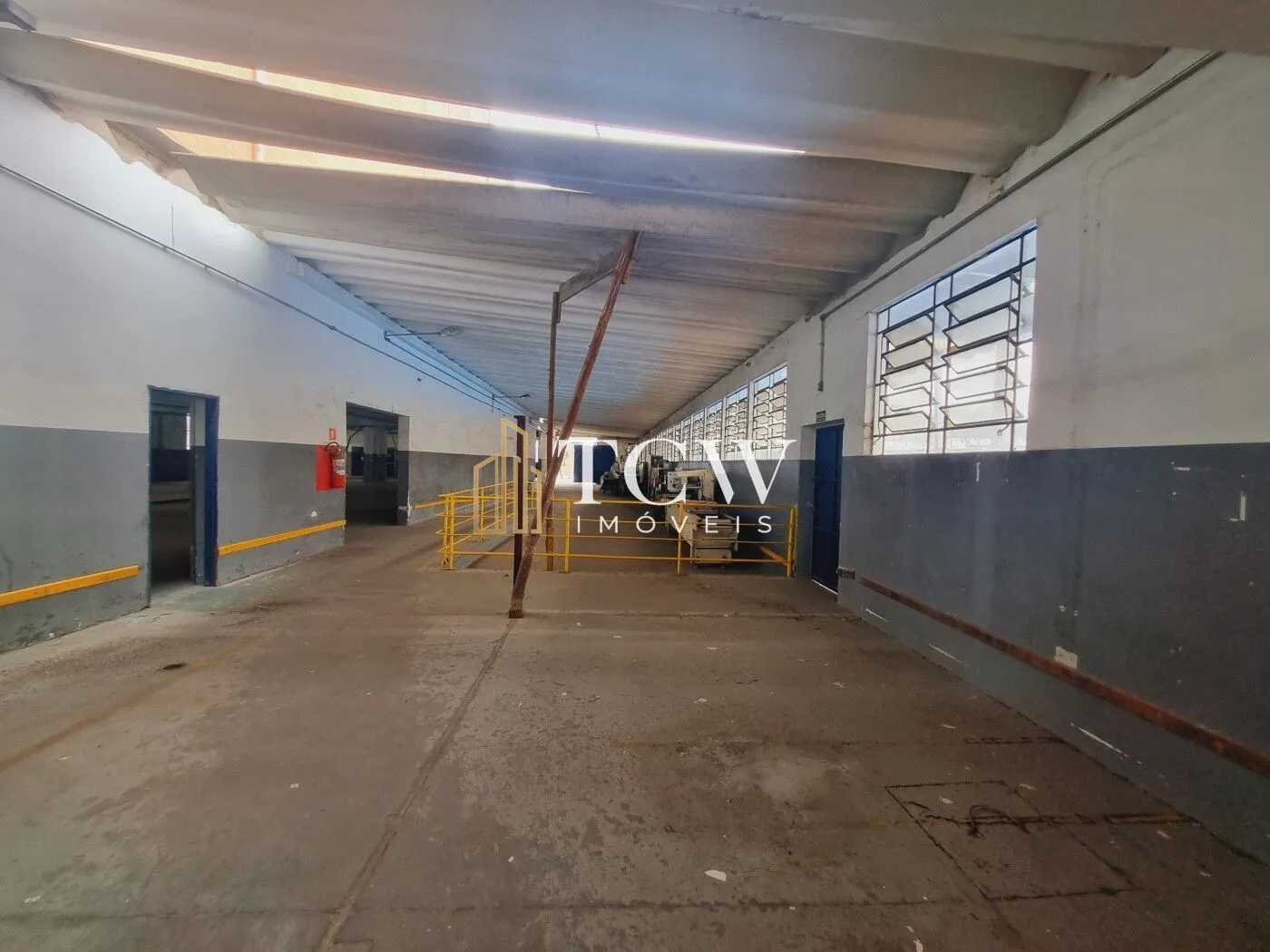Imagem Galpão Industrial à Venda | 6.353 m² | Centro, Embu-Guaçu/SP