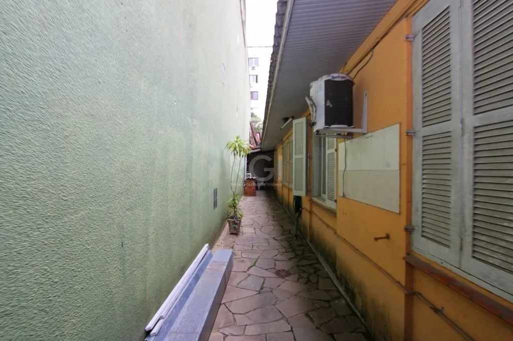 Imagem Terreno com Casa Para comprar com 3 dormitórios 111 m²
