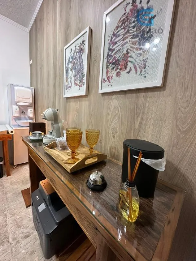 Imagem Vendo Ampla Sala comercial de 45mts na Encruzilhada em Santos