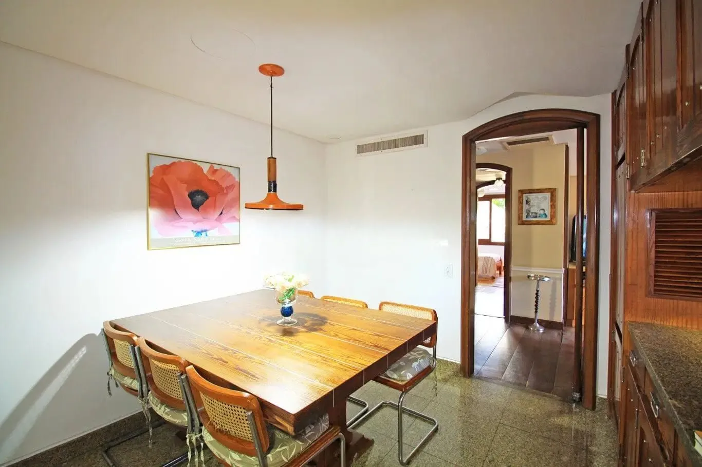 Imagem Apartamento Garden de 3 dormitórios à venda no Bairro Petrópolis.