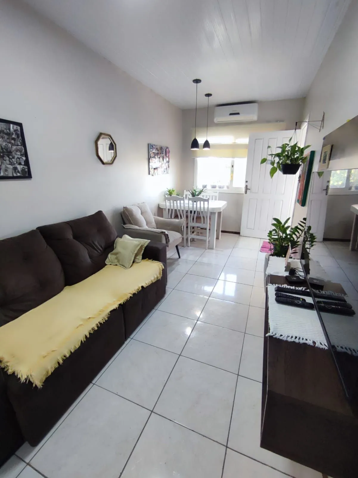 Imagem Casa no bairro Hípica - 2 dormitórios