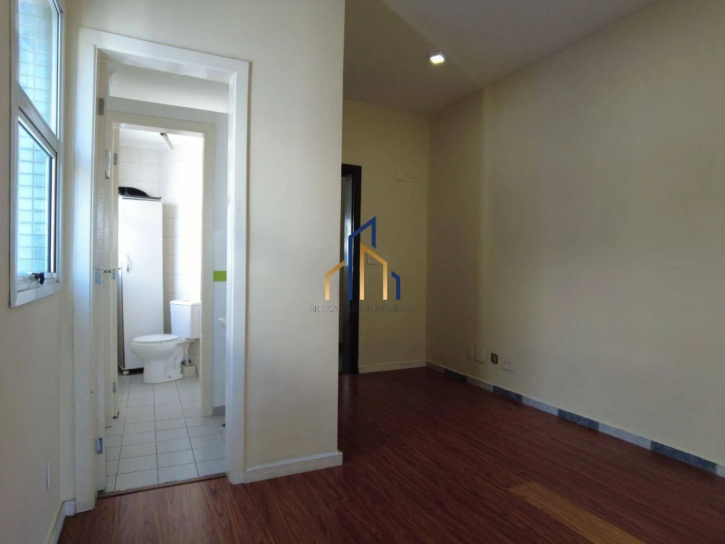 Imagem Sala Comercial para Venda em Santo André / SP no bairro Vila Guiomar