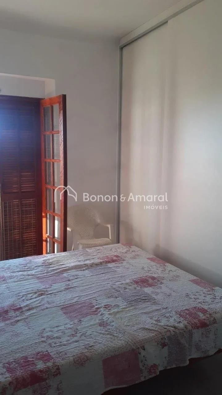 Imagem Casa com 4 Quartos e 6 banheiros à Venda, 240 m² por R$ 960.000
