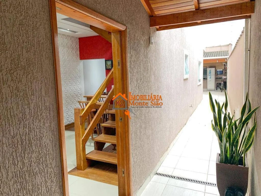 Imagem Sobrado com 4 dormitórios à venda, 287 m² por R$ 933.000,00 - Jardim Adriana - Guarulhos/SP
