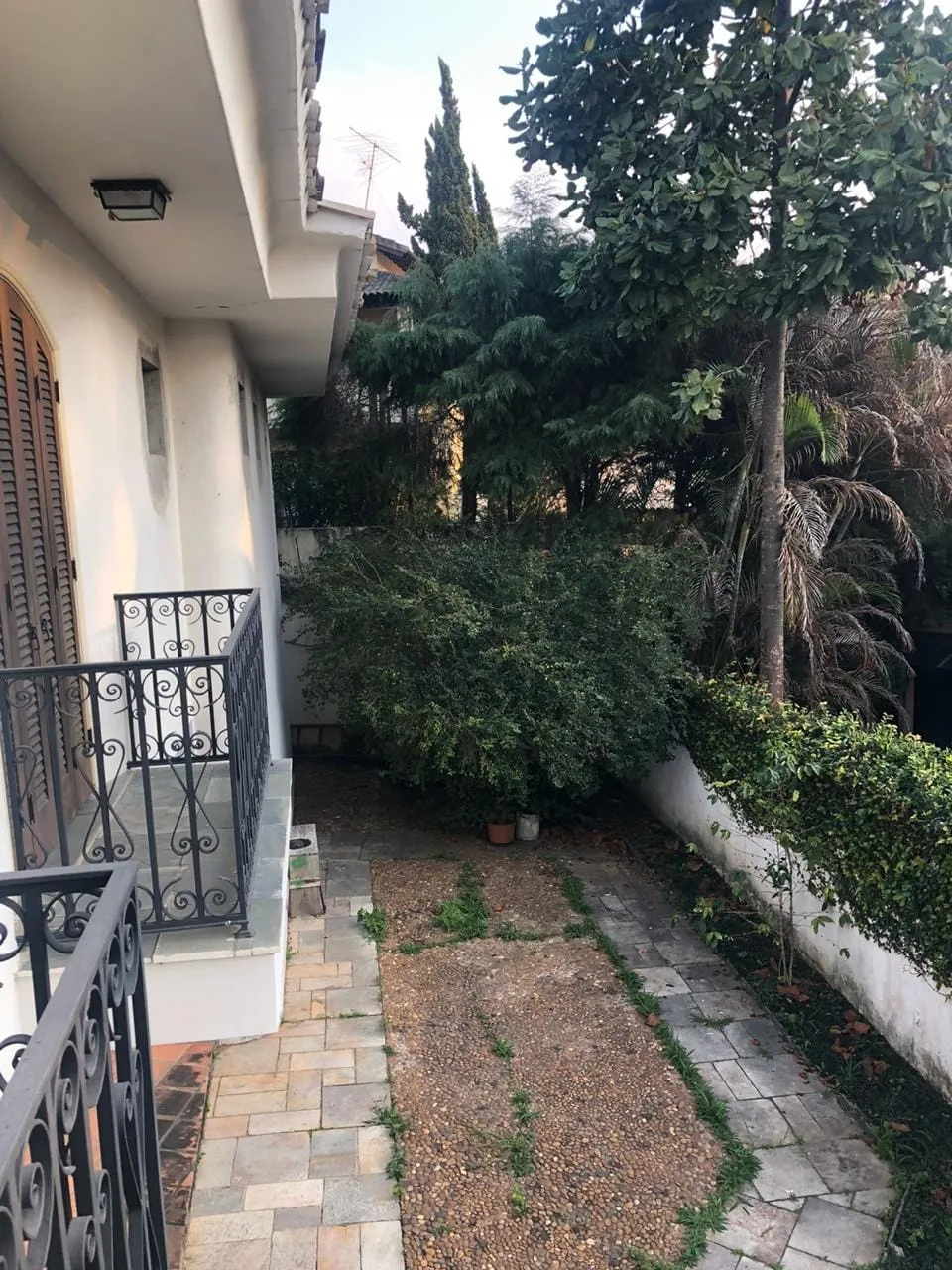 Imagem Casa à venda 3 Quartos, 1 Suite, 2 Vagas, 600M², Morumbi, São Paulo - SP