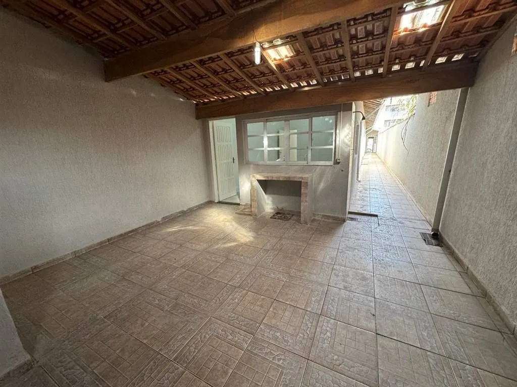 Imagem Casa à Venda em Vila Guilhermina, Praia Grande - SP