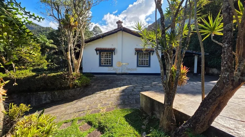Imagem Casa para Venda em Teresópolis / RJ no bairro Parque do Ingá