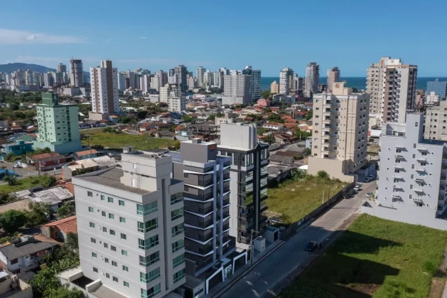 Imagem Apartamento à venda em Porto Belo, Perequê, com 2 quartos, 79,96m2