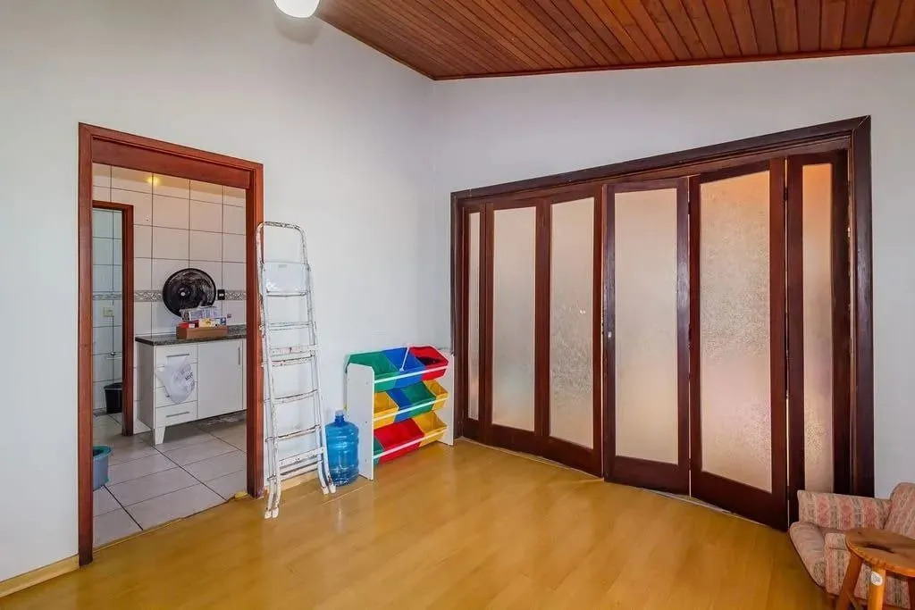 Imagem Cobertura 251m², 3 dormitórios, 2 vagas no bairro Teresópolis