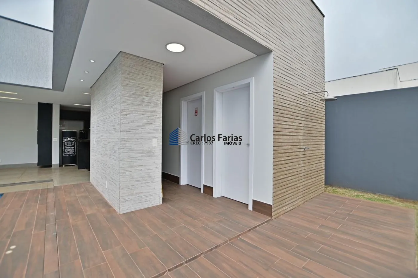 Imagem Casa em Condomínio para Venda em Brasília, Setor Habitacional Jardim Botânico, 2 dormitórios, 1 suíte, 3 banheiros, 4 vagas