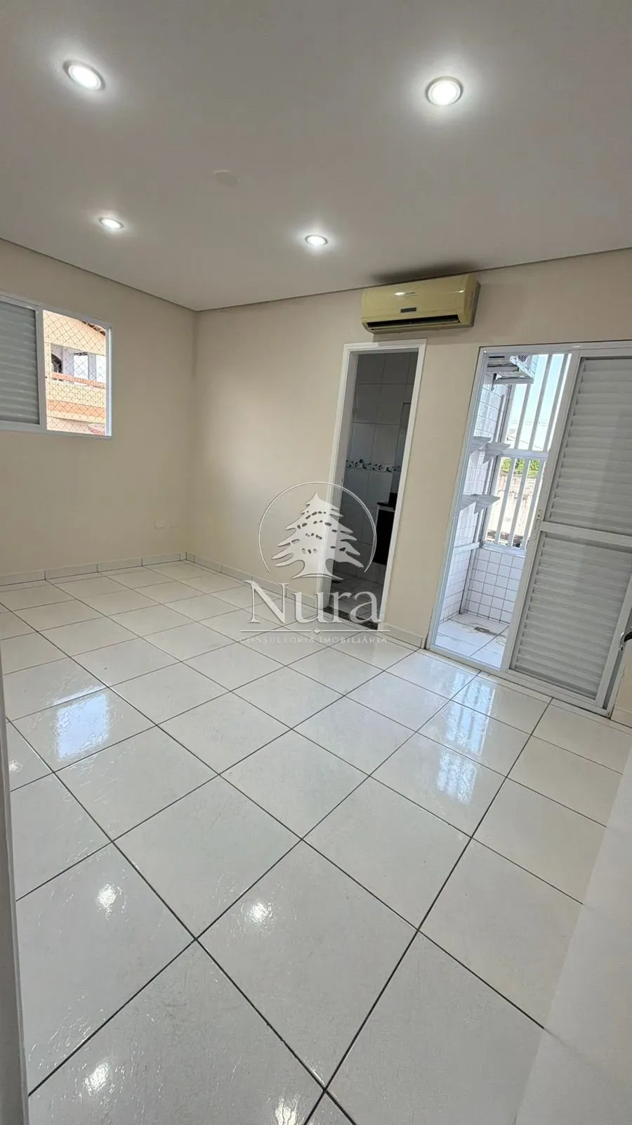 Imagem Geminado de 2 quartos, 76m² no bairro Cidade Naútica, em São Vicente