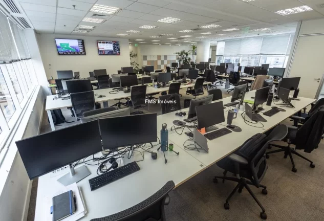 Imagem Conjunto Comercial com 878m2 na Vila Olímpia.