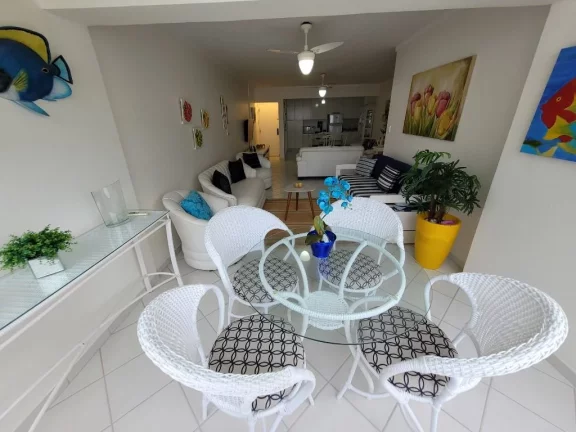 Imagem PITANGUEIRAS – UMA QUADRA DA PRAIA, MARAVILHOSO APTO TOTALMENTE REFORMADO E DECORADO, COM 121,60 M² ÚTEIS, BELÍSSIMA VISA MAR, 01 VAGA DE GARAGEM