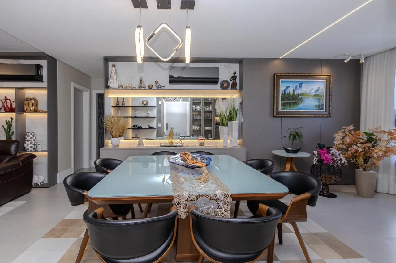 Imagem Apartamento com vista para o mar à venda com 176.8m2 por R$ 8.500.000,00