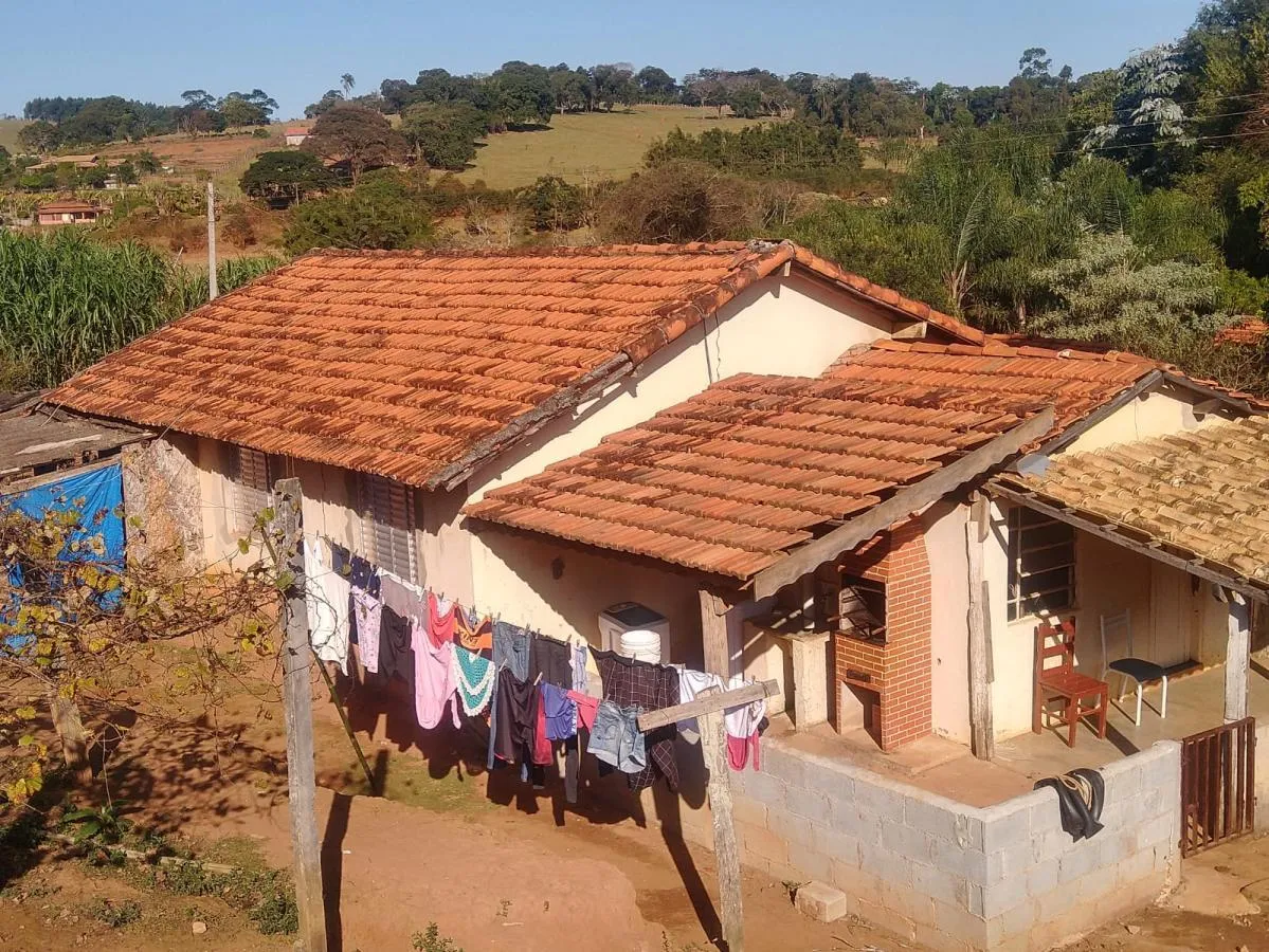 Imagem Sítio para Venda em Tuiuti, Rural, 3 dormitórios, 1 suíte, 4 banheiros, 10 vagas