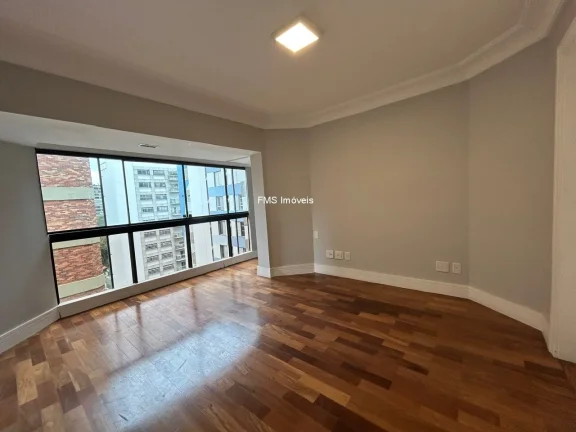 Imagem Apartamento de luxo com 3 suítes e 4 vagas na Vila Nova Conceição, São Paulo - SP!