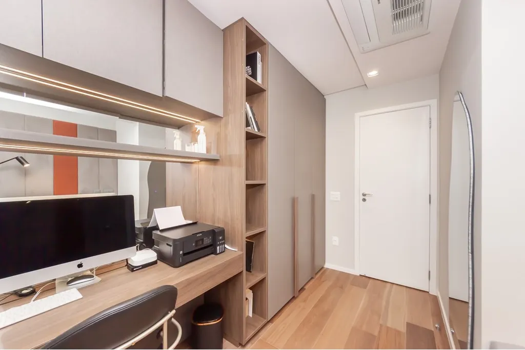 Imagem Apartamento à venda em São Paulo, Vila Mariana, com 4 quartos, 206m2