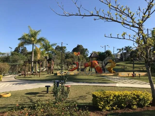 Imagem Terreno A Venda no Condomínio Reserva Fazenda Imperial a poucos minutos do Shopping Iguatemi