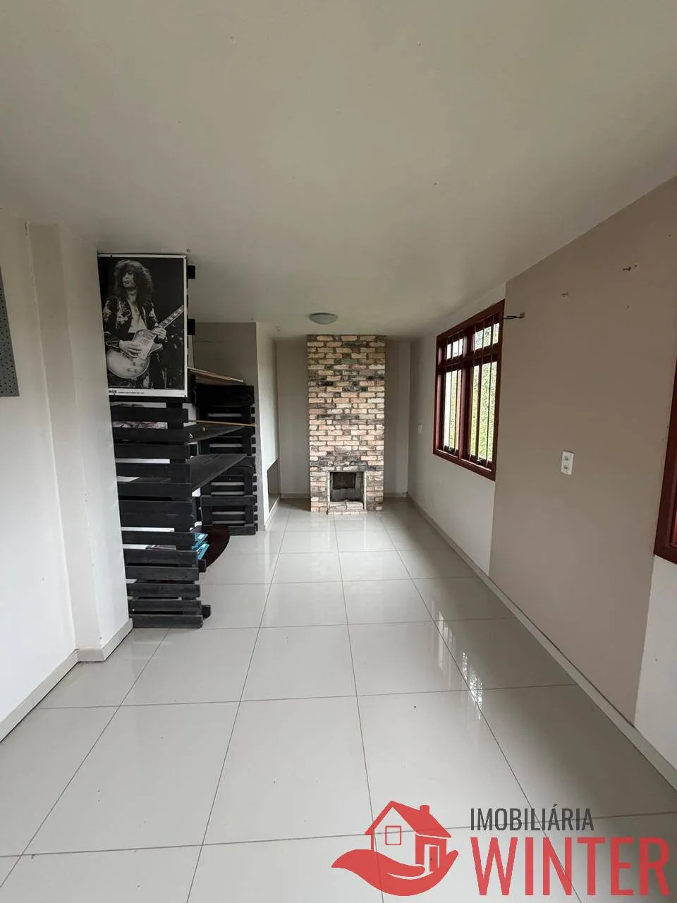 Imagem Casa ampla com ⁠2 dormitórios sendo um deles duplo