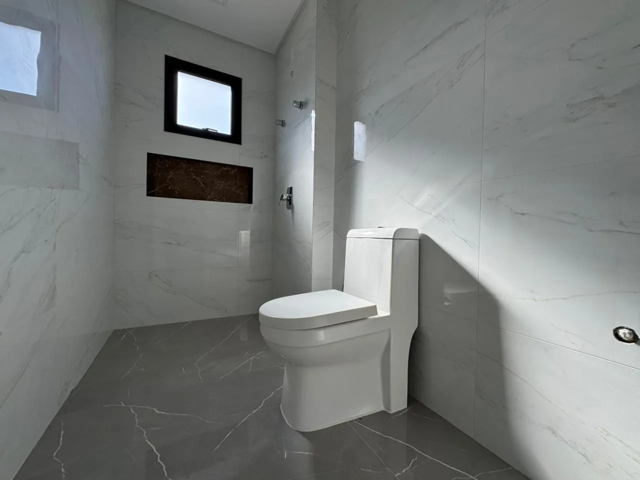 Imagem Casa à venda com 265m2 por R$ 3.165.000,00