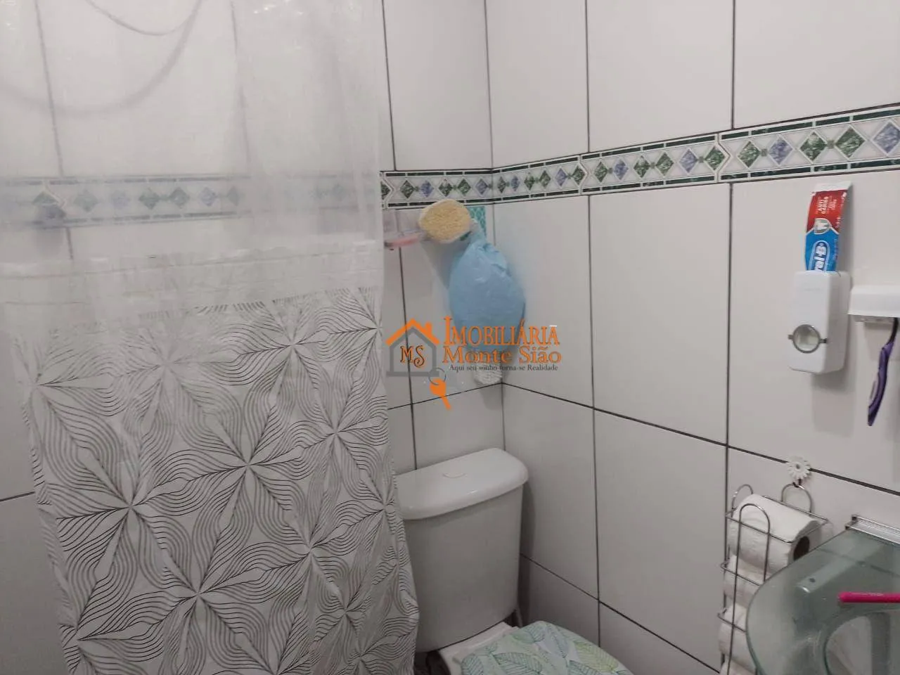 Imagem Casa com 3 dormitórios à venda, 125 m² por R$ 290.000,00 - Conjunto Residencial Haroldo Veloso - Guarulhos/SP