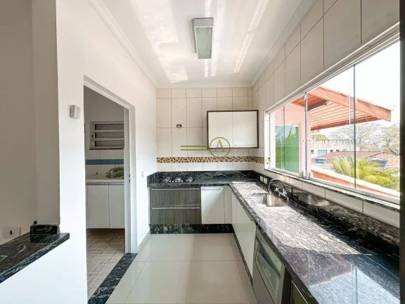 Imagem Triplex a venda Centro de Peruíbe Porteira fechada de Esquina