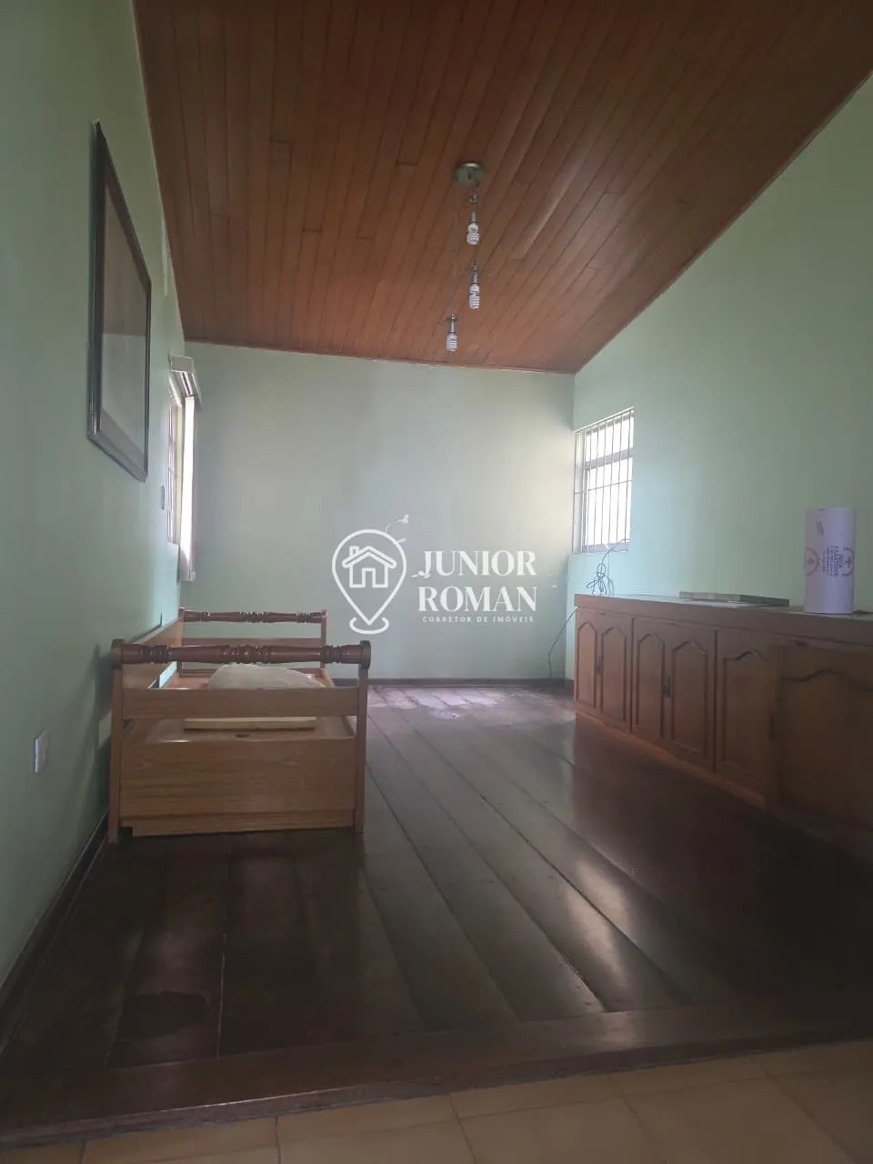 Imagem CASA SEMI MOBILIADA 3 DORM l EDÍCULA l CHURRASQUEIRA l 5 VAGAS | LOCAÇÃO RESIDENCIAL OU COMERCIAL