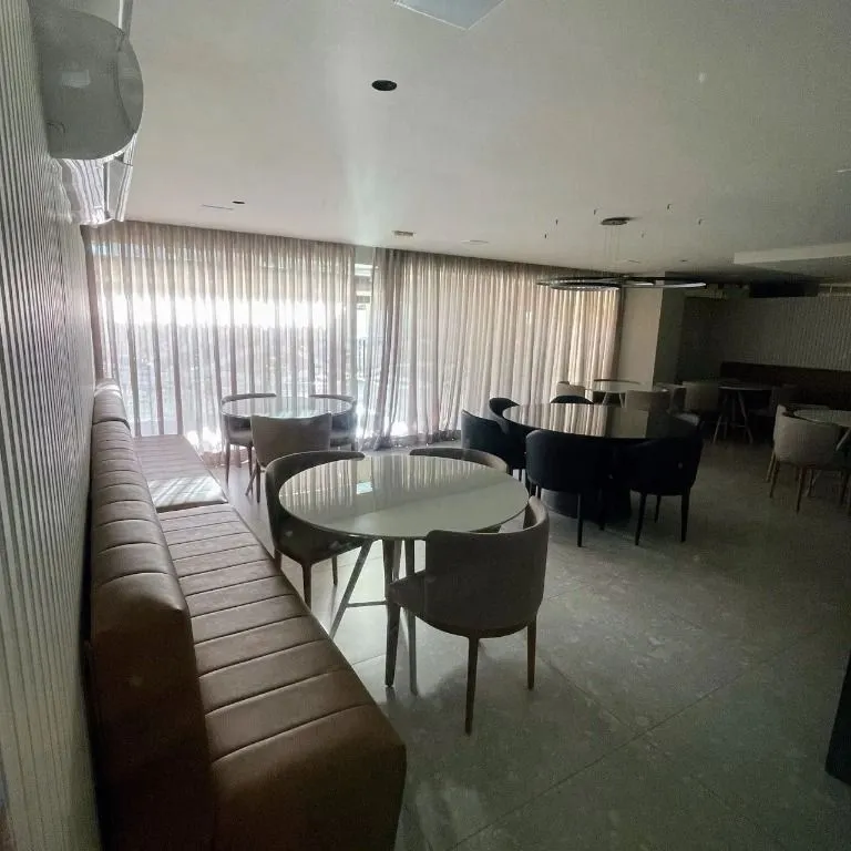 Imagem Apartamento com 65m², 2 quartos e lazer completo no Cabo Branco. Conforto, sofisticação e localização privilegiada perto da praia.