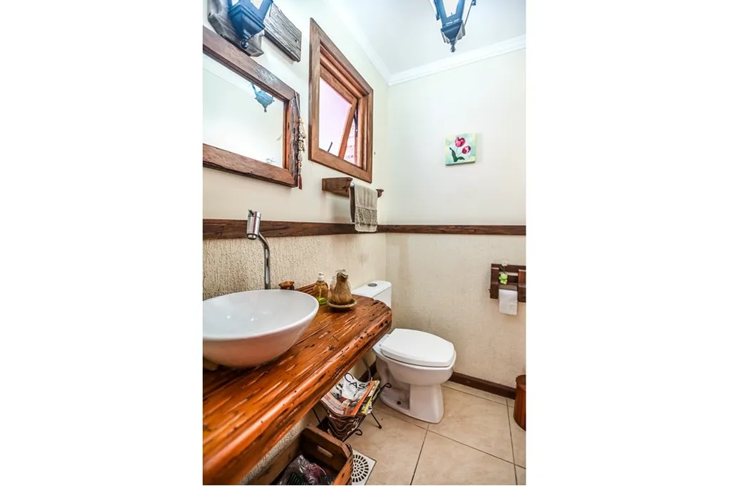 Imagem Casa de Condomínio em Serraria