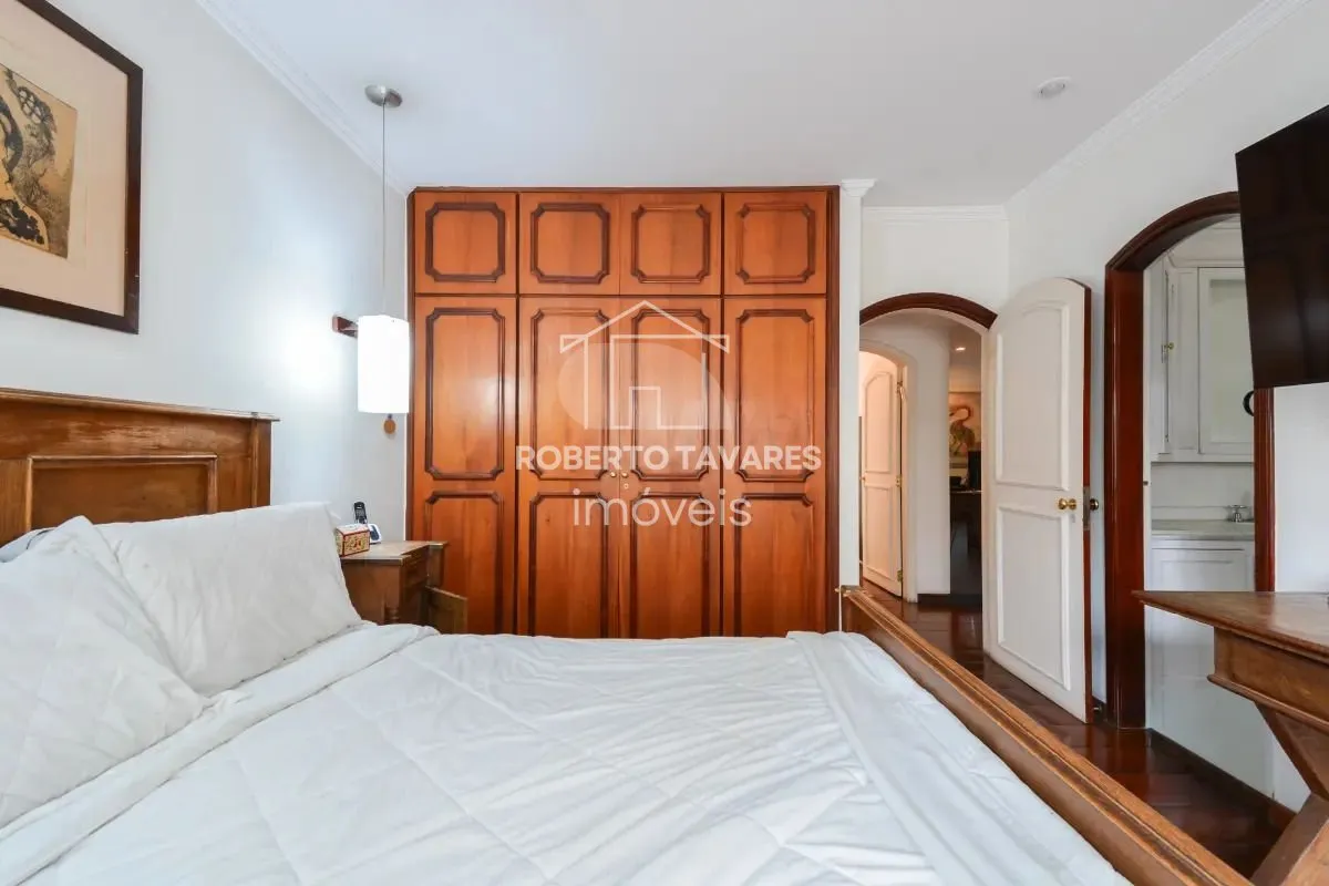 Imagem Apartamento de 3 quartos, 210m² no bairro Santa Cecília, em São Paulo
