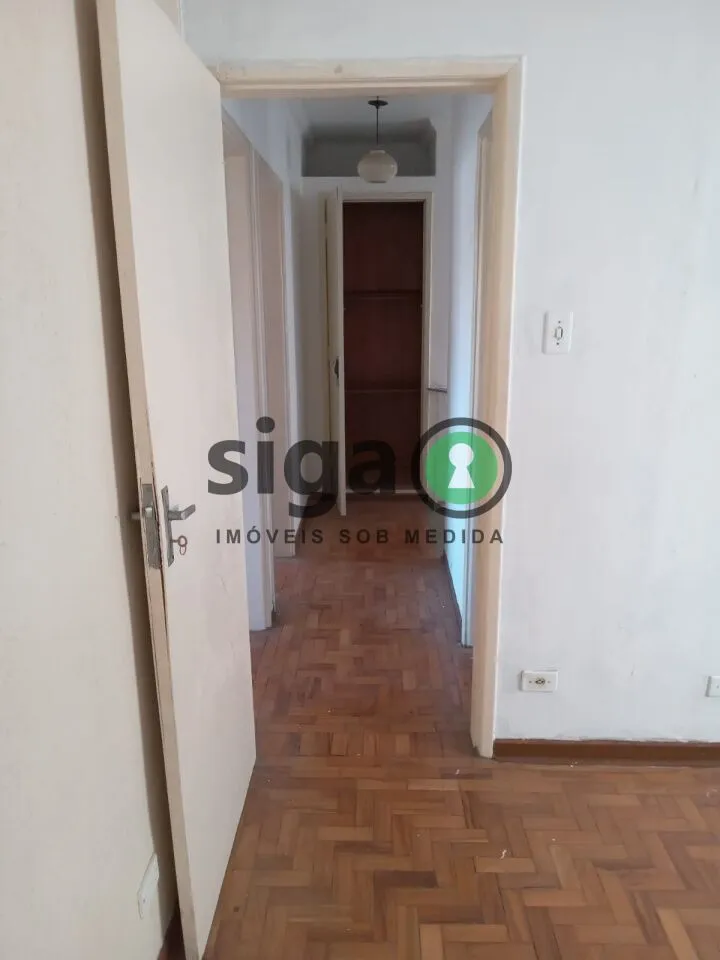 Imagem Sobrado no Planalto Paulista com 3 quartos, 2 vagas.