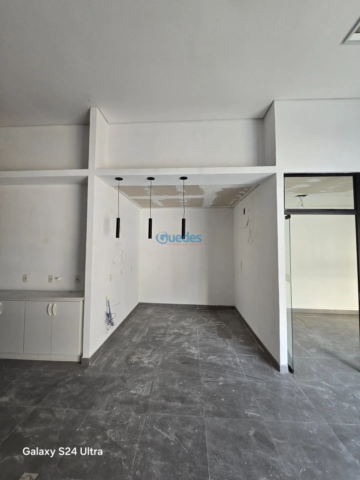 Imagem Loja/Salão na Lapa-SP, 200m², 2 Banheiros, Venda e Locação