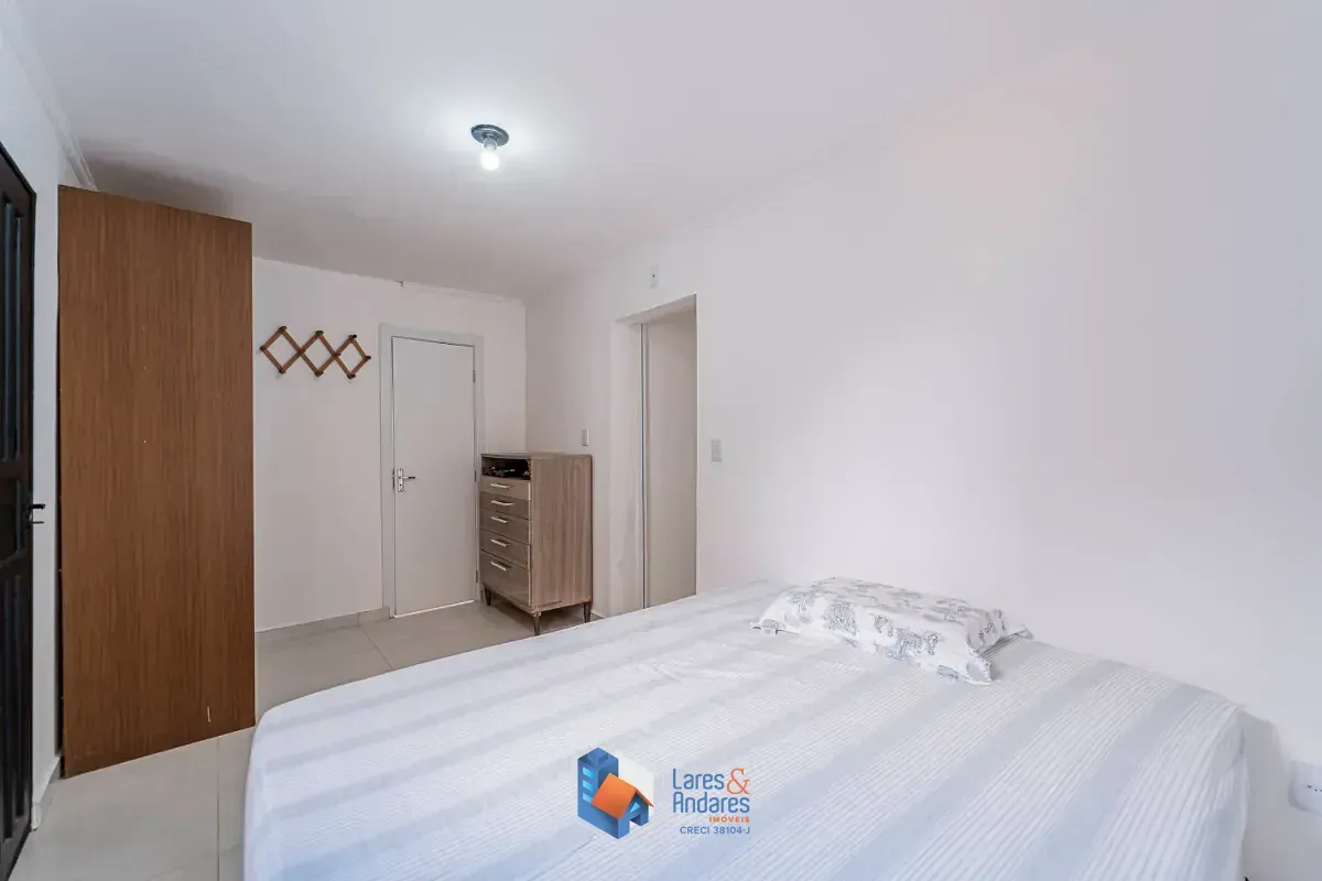 Imagem Casa de vila para venda em Chácara Monte Alegre com 3 quartos, sendo 2 suítes, 250m²