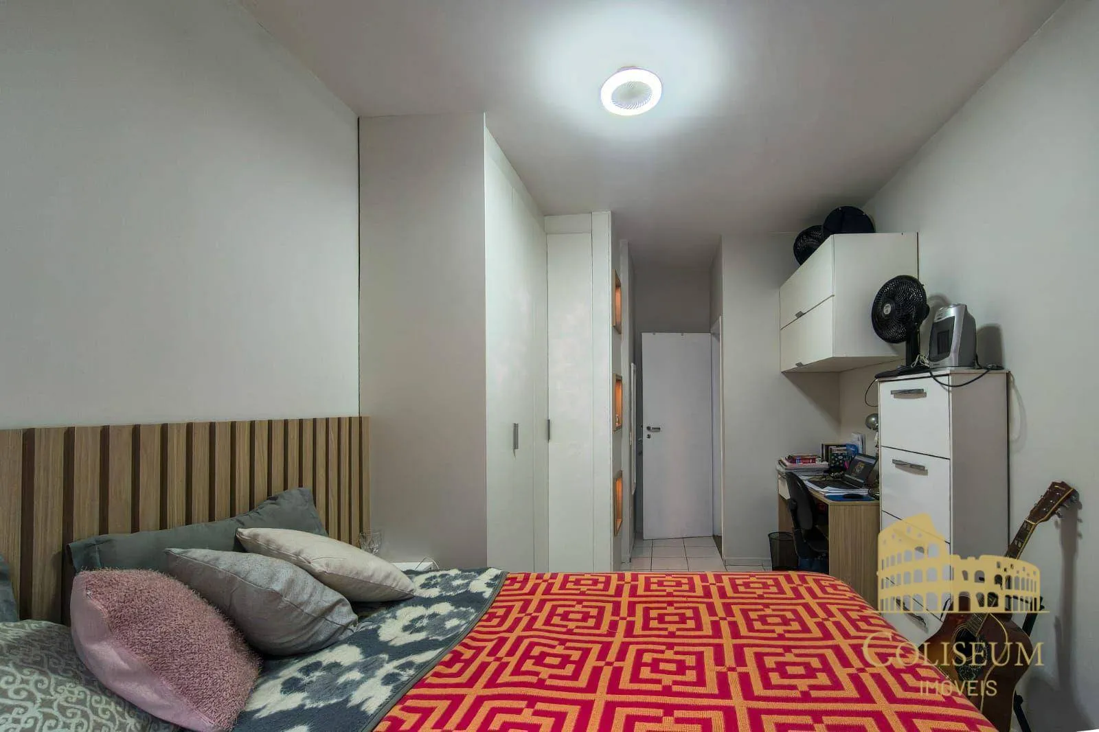 Imagem Apartamento com 1 dormitório à venda, 50 m² por R$ 305.000,00 - Vila Assunção - Praia Grande/SP