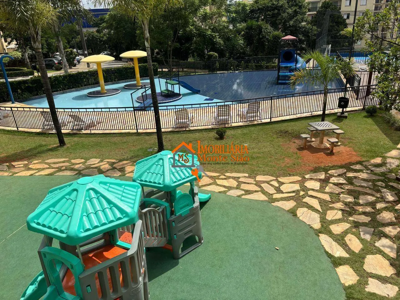 Imagem Apartamento com 2 dormitórios à venda, 52 m² por R$ 372.000,00 - Jardim Albertina - Guarulhos/SP