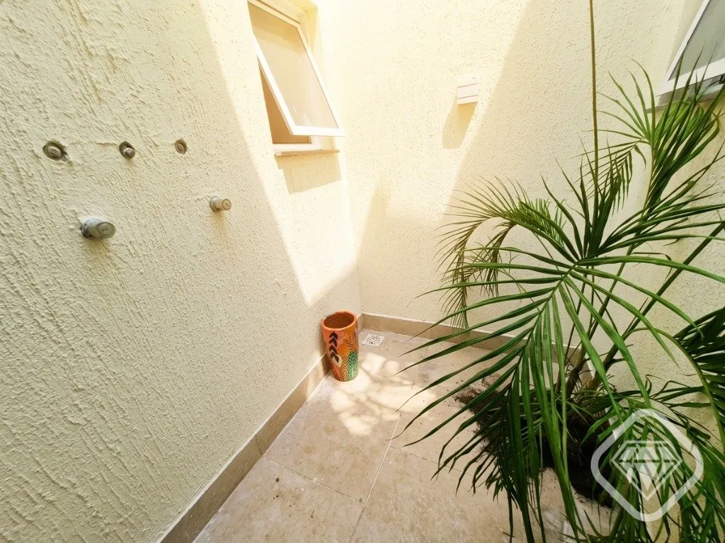 Imagem Casa moderna no Residencial Lagos de Nova Ipanema.

Espaço, conforto e segurança em um dos loteame...