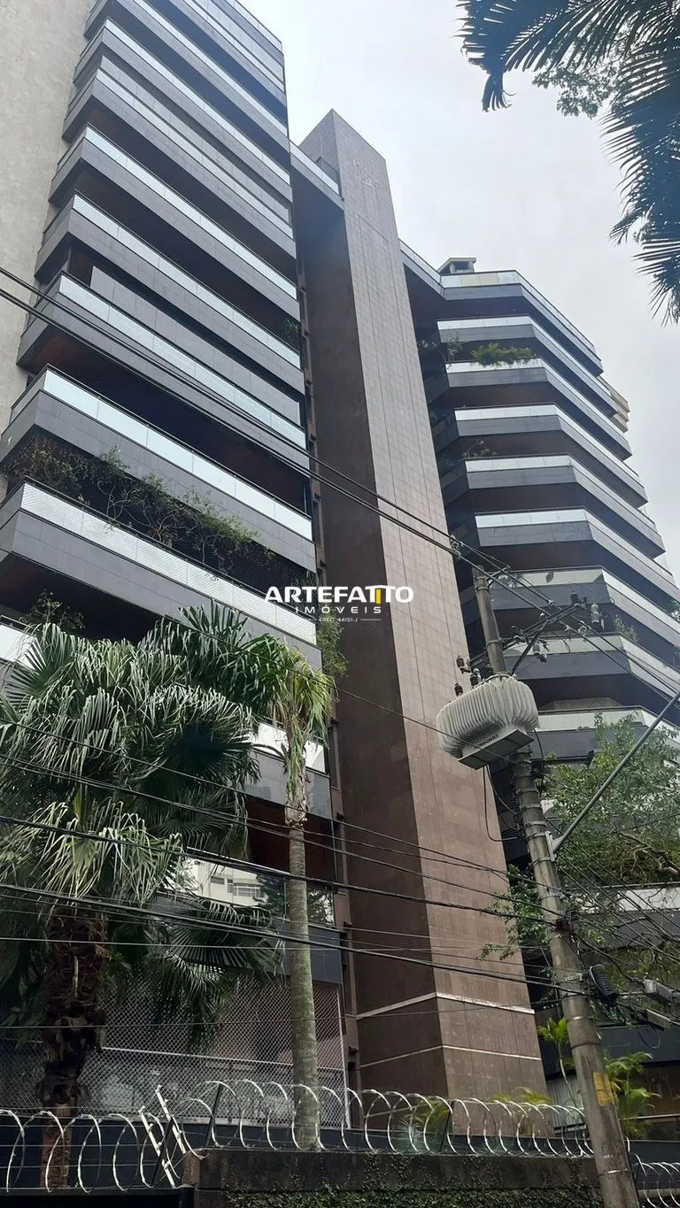 Imagem Apto 4 suítes , 4 vagas determinadas - 275m2