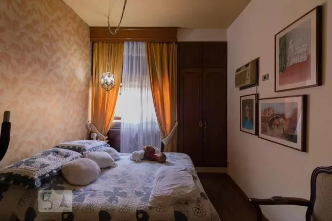 Imagem Vende-se lindo e espaçoso sobrado no Planalto Paulista para uso comercial ou residencial!!