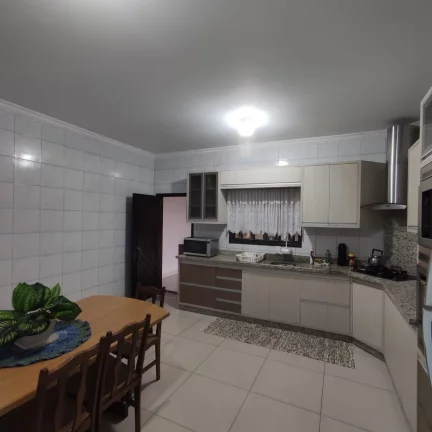 Imagem Residência averbada à venda em Joinville, bairro Floresta.