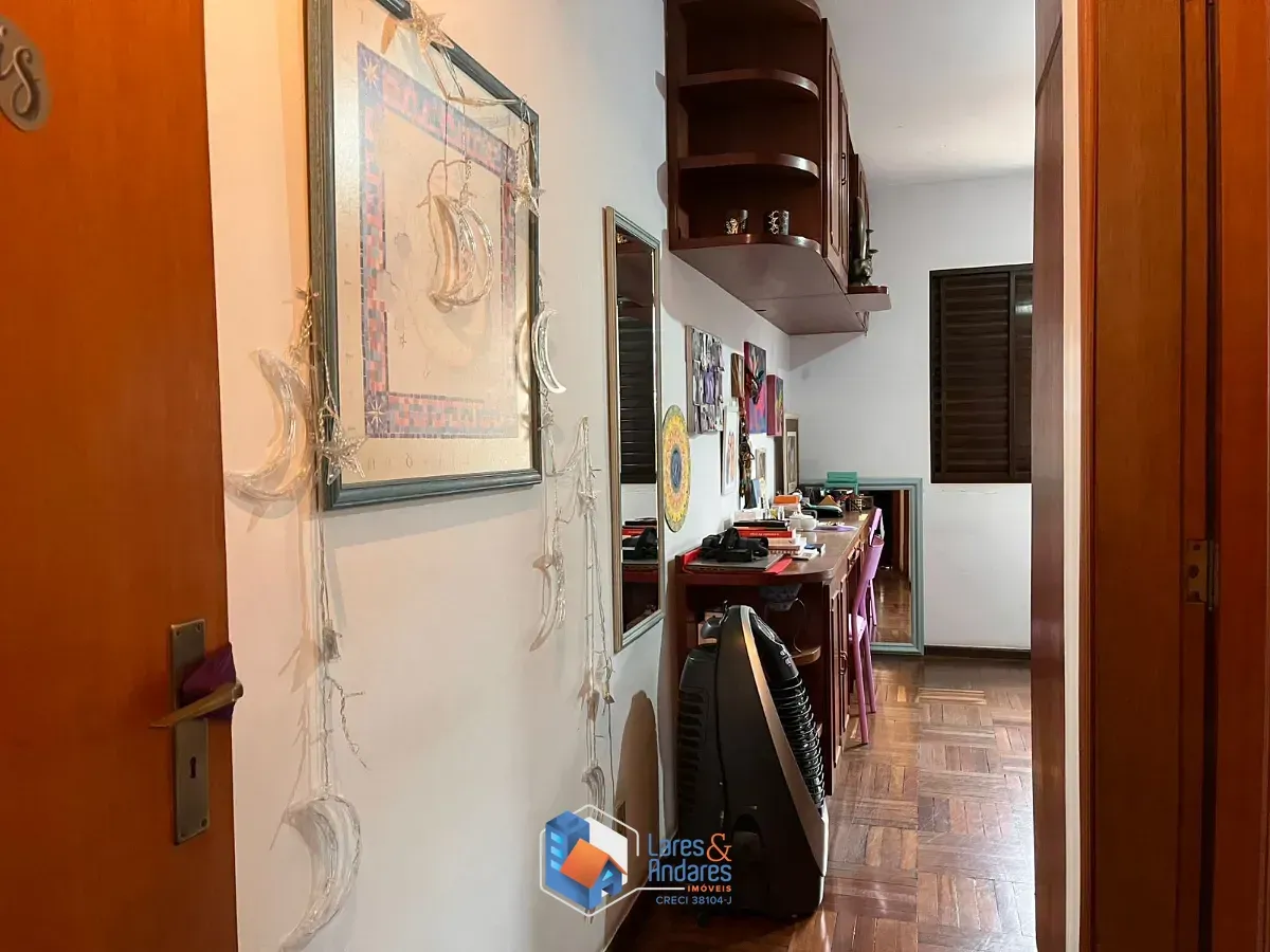 Imagem Sobrado para venda em Vila Clementino com 3 quartos, sendo 1 suíte, 178m²
