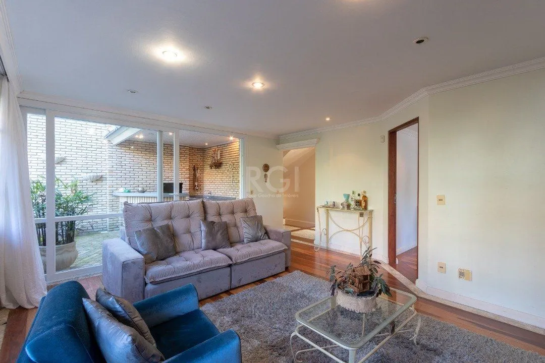 Imagem Casa Condominio para Venda - 322.88m², 3 dormitórios, sendo 1 suites, 4 vagas - Jardim Isabel