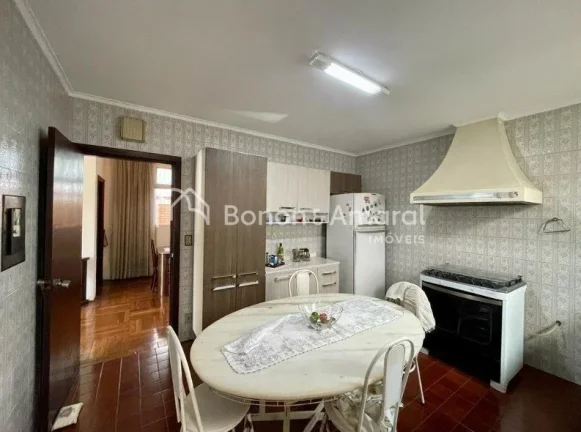Imagem Casa assobradada à venda no bairro Jardim Proença, localização privilegiada de frente para um bo...