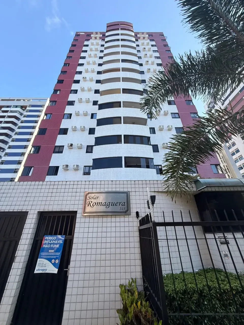 Foto do imóvel Apartamento com 3 Quartos à Venda, 108 m² em Rua das Pernambucanas, 315 - Graças, Recife - PE