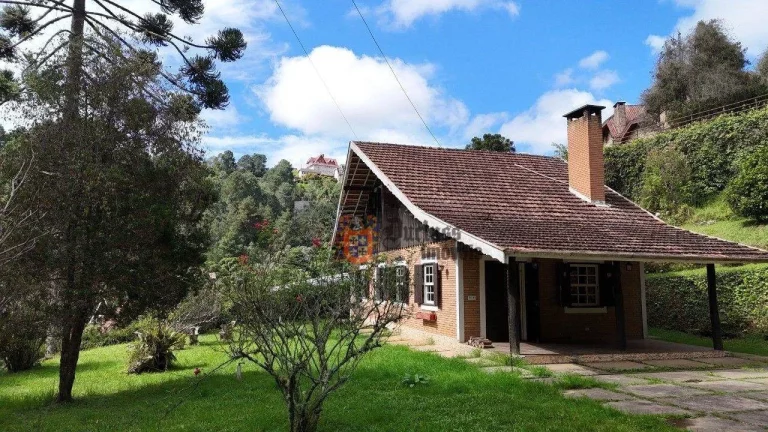 Imagem Casa com 5 dormitórios à venda, 223 m² por R$ 1.300.000 - Alto Do Capivari - Campos do Jordão/SP